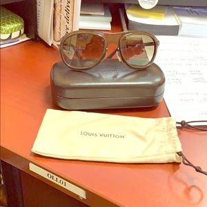Louis Vuitton Men’s Sun Glasses